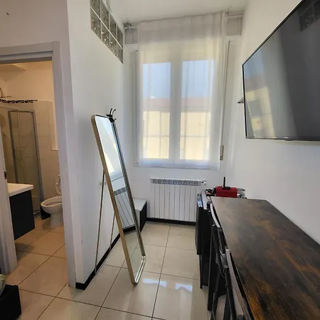 5 Min Stazione - 4 Piano Senza Ascensore Gasthof 3*