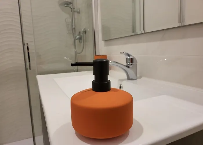 5 Min Stazione - 4 Piano Senza Ascensore 볼로냐