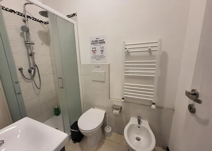 5 Min Stazione - 4 Piano Senza Ascensore